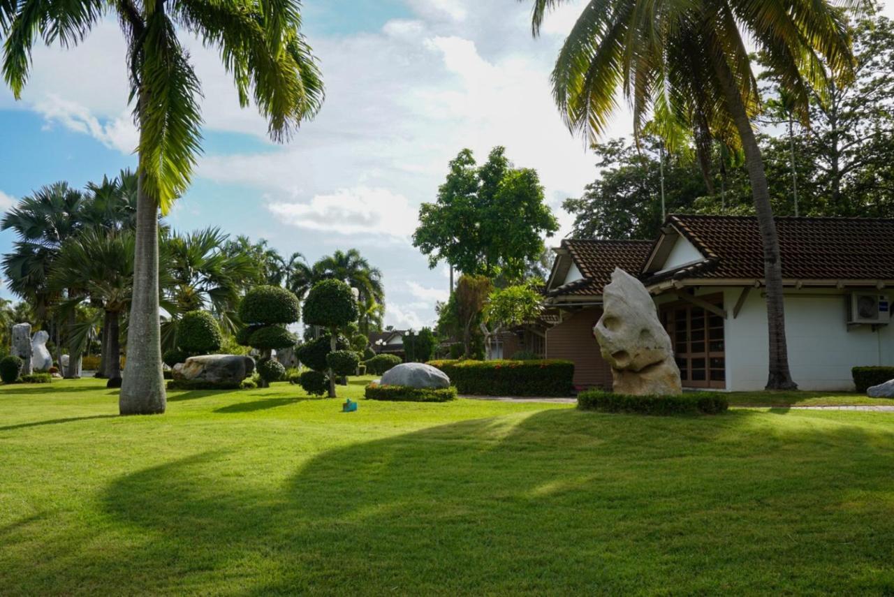 Rockgarden Beach Resort Mae Phim Dış mekan fotoğraf