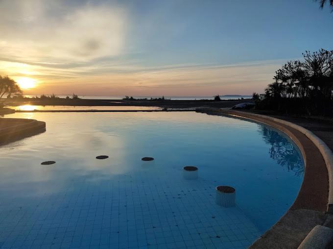 Rockgarden Beach Resort Mae Phim Dış mekan fotoğraf