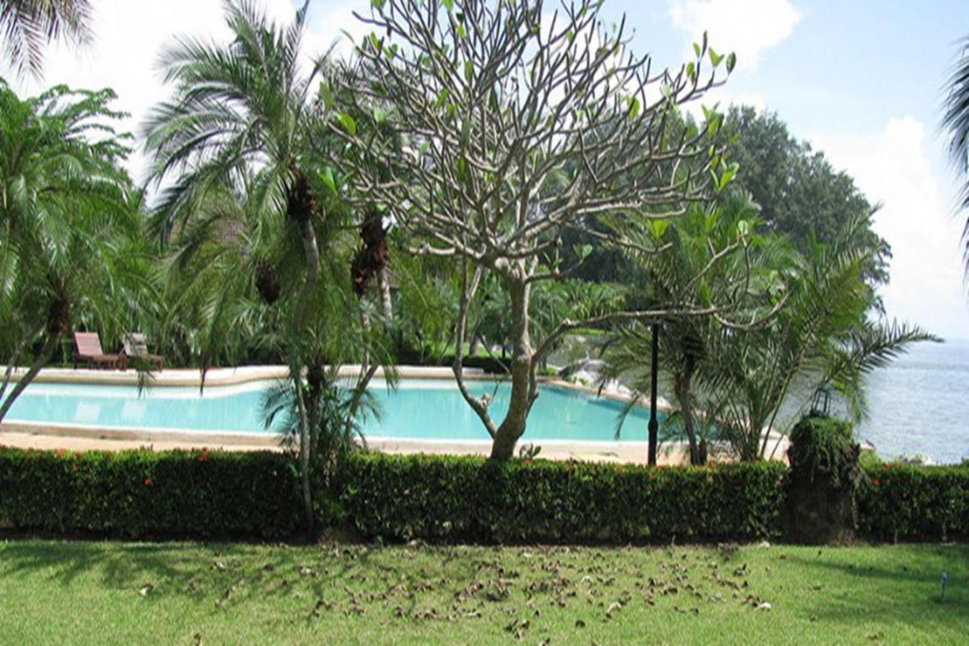 Rockgarden Beach Resort Mae Phim Dış mekan fotoğraf