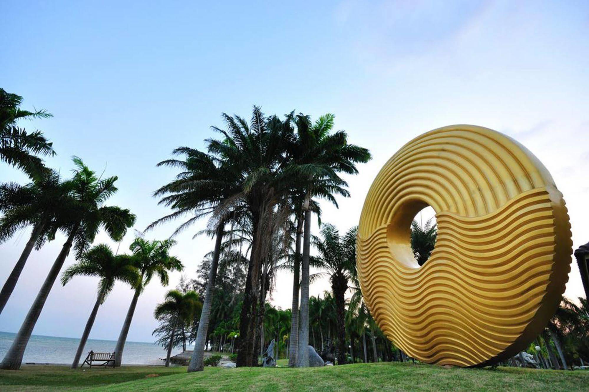 Rockgarden Beach Resort Mae Phim Dış mekan fotoğraf